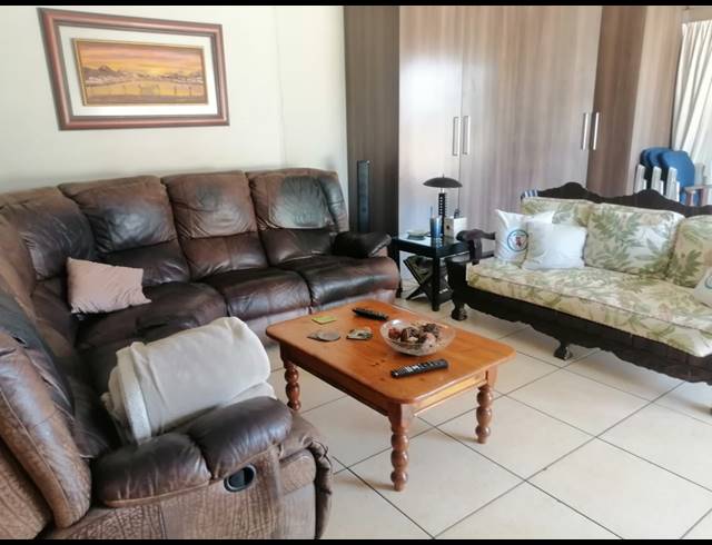 3 BEDROOM HOUSE FOR SALE IN BONANNE